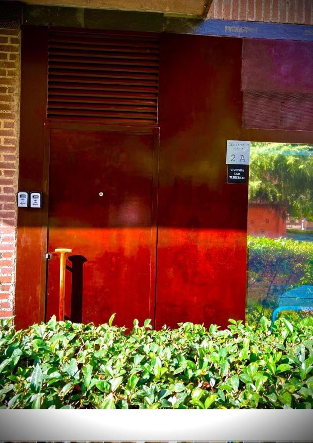 Homeabout Madrid Rio Apartment Екстериор снимка